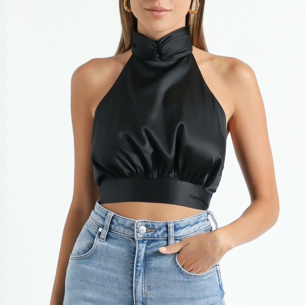 APULIA TOP - HALTER NECK CROP TOP IN BLACK - Size 2